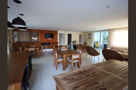Apartamento à venda com 55m², 2 quartos e 1 vagaÁrea comum - Salão de festas