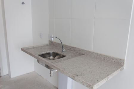 Cozinha de kitnet/studio à venda com 1 quarto, 25m² em Vila Congonhas, São Paulo
