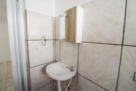 Banheiro da Suíte de casa para alugar com 1 quarto, 30m² em Vila Barbosa, São Paulo