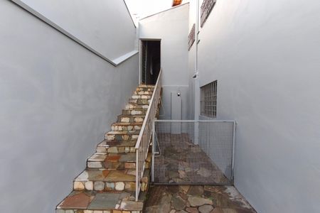 Quintal de casa à venda com 3 quartos, 156m² em Jardim dos Oliveiras, Campinas