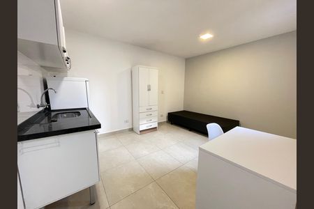 Kitnet/Studio para alugar com 1 quarto, 25m² em Jardim Peri Peri, São Paulo