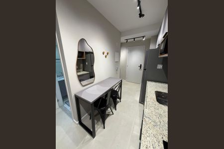 Cozinha de kitnet/studio à venda com 1 quarto, 28m² em Jardim Aurelia, São Paulo