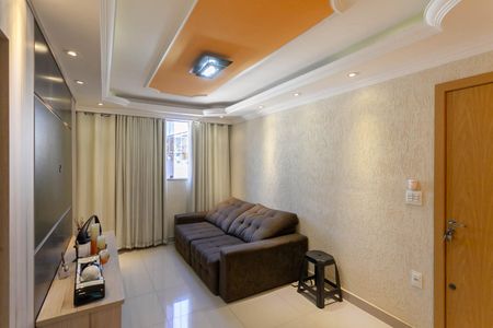 Sala de apartamento para alugar com 2 quartos, 67m² em Arvoredo Ii, Contagem