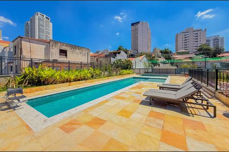 Apartamento à venda com 90m², 3 quartos e 2 vagas Apartamento à venda com 90m², 3 quartos e 2 vagasÁrea comum - Piscina