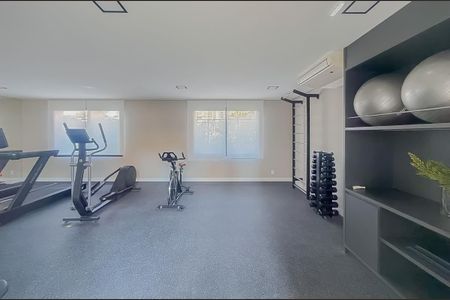Apartamento à venda com 90m², 3 quartos e 2 vagas Apartamento à venda com 90m², 3 quartos e 2 vagasÁrea comum - Academia