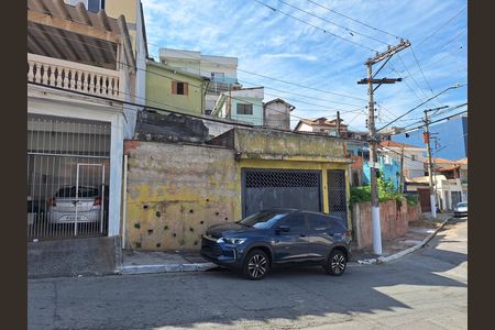 Fachada de casa à venda com 2 quartos, 233m² em Vila Maria Luisa, São Paulo