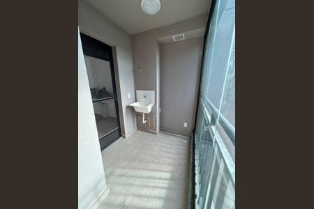 Varanda de apartamento para alugar com 2 quartos, 55m² em Jardim Maria Helena, Barueri