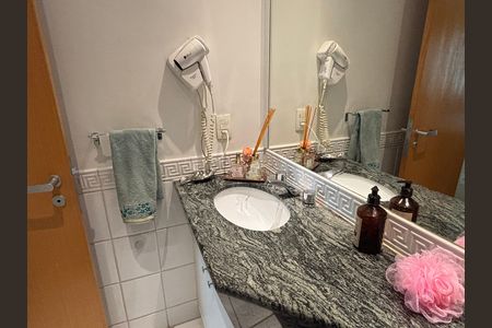 Apartamento para alugar com 35m², 1 quarto e 1 vaga Apartamento para alugar com 35m², 1 quarto e 1 vagaFlat banheiro