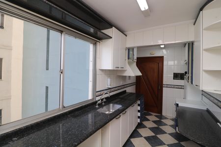 Cozinha de apartamento à venda com 1 quarto, 70m² em Vila Bela, São Paulo