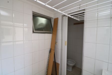 Apartamento à venda com 70m², 2 quartos e 1 vagaÁrea de Serviço