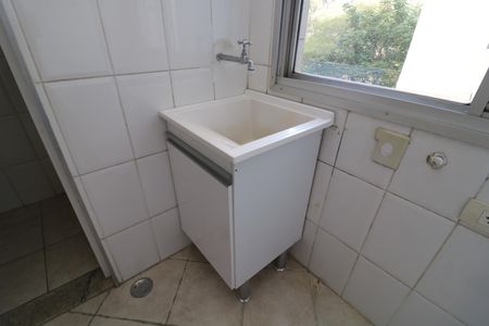 Apartamento à venda com 70m², 2 quartos e 1 vagaÁrea de Serviço