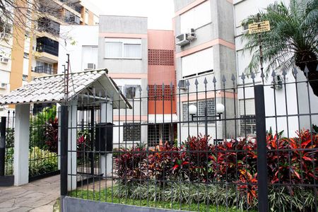 Apartamento para alugar com 67m², 2 quartos e 1 vagaFachada