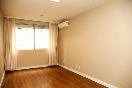 Apartamento para alugar com 67m², 2 quartos e 1 vagaSala