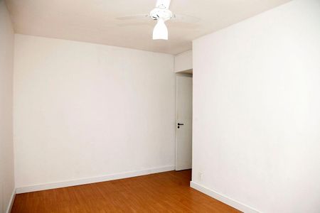 Apartamento para alugar com 67m², 2 quartos e 1 vagaQuarto 1