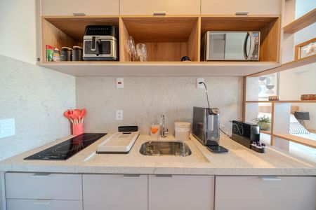 Cozinha de apartamento para alugar com 1 quarto, 22m² em Consolação, São Paulo