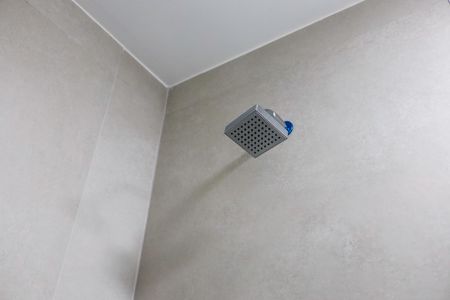 Banheiro social de apartamento para alugar com 3 quartos, 74m² em Bela Vista, Osasco
