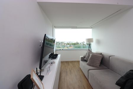 Sala de apartamento para alugar com 2 quartos, 68m² em Piatã, Salvador