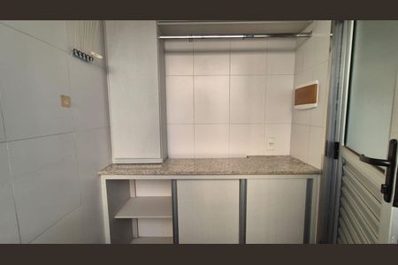 Área de Serviço de apartamento para alugar com 2 quartos, 70m² em Santa Efigênia, Belo Horizonte