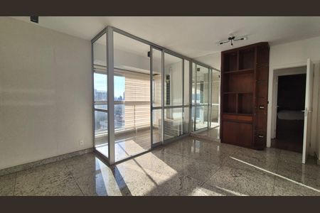 Sala de apartamento para alugar com 2 quartos, 70m² em Santa Efigênia, Belo Horizonte