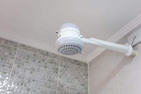 Banheiro da Suíte de casa para alugar com 1 quarto, 48m² em Vila Progredior, São Paulo