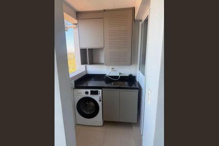 Área de serviço de apartamento para alugar com 2 quartos, 54m² em Pousada dos Bandeirantes, Carapicuíba