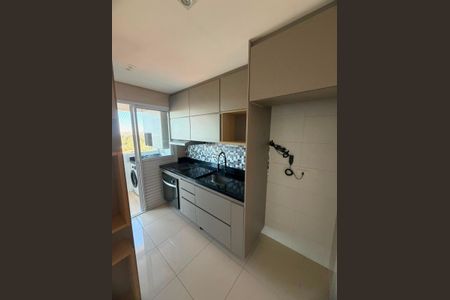 Cozinha de apartamento para alugar com 2 quartos, 54m² em Pousada dos Bandeirantes, Carapicuíba