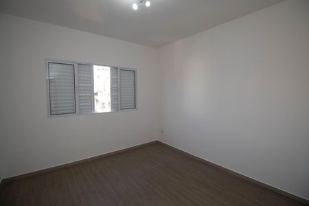 Quarto 1 de casa para alugar com 2 quartos, 88m² em Vila Gopouva, Guarulhos