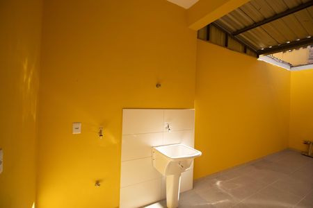 Área de Serviço de casa para alugar com 2 quartos, 88m² em Vila Gopouva, Guarulhos