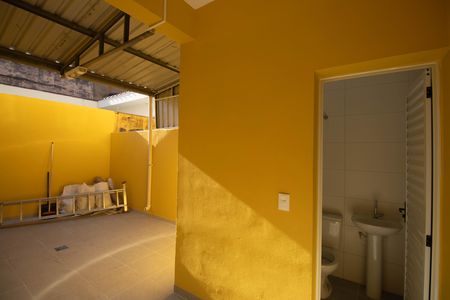 Quintal de casa para alugar com 2 quartos, 88m² em Vila Gopouva, Guarulhos
