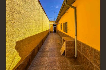 Quintal de casa para alugar com 2 quartos, 60m² em Vila Vivaldi, São Bernardo do Campo