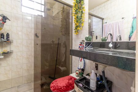 Banheiro de casa para alugar com 3 quartos, 150m² em Céu Azul, Belo Horizonte