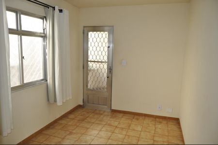 Sala de apartamento para alugar com 2 quartos, 70m² em Quintino Bocaiúva, Rio de Janeiro