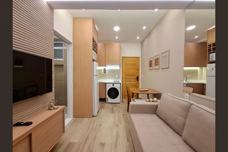 Sala/Cozinha de apartamento à venda com 1 quarto, 28m² em Botafogo, Rio de Janeiro