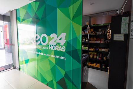 ÁREA COMUM - MERCADO 24H de apartamento para alugar com 2 quartos, 70m² em Cambuí, Campinas