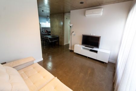 SALA de apartamento para alugar com 2 quartos, 70m² em Cambuí, Campinas