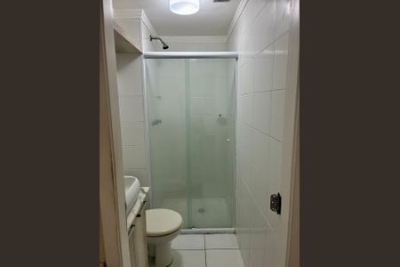 Banheiro de apartamento para alugar com 1 quarto, 35m² em Jardim Ibitirama, São Paulo