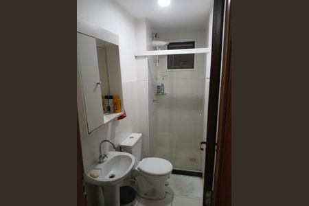 BanheiroBanheiro de apartamento para alugar com 2 quartos, 57m² em Santa Luzia, São Gonçalo