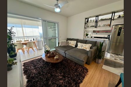 Apartamento à venda com 97m², 2 quartos e 1 vaga Apartamento à venda com 97m², 2 quartos e 1 vagaSala
