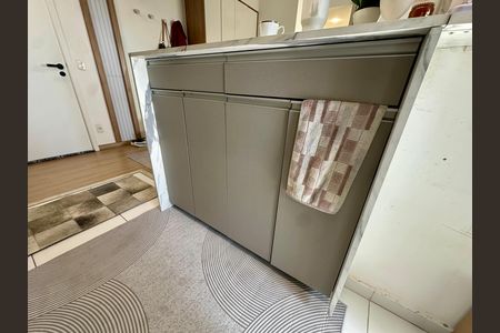 Apartamento à venda com 97m², 2 quartos e 1 vaga Apartamento à venda com 97m², 2 quartos e 1 vagaCozinha