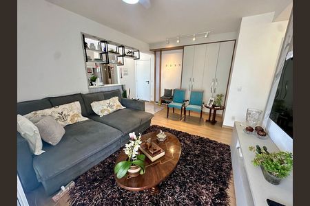 Apartamento à venda com 97m², 2 quartos e 1 vaga Apartamento à venda com 97m², 2 quartos e 1 vagaSala