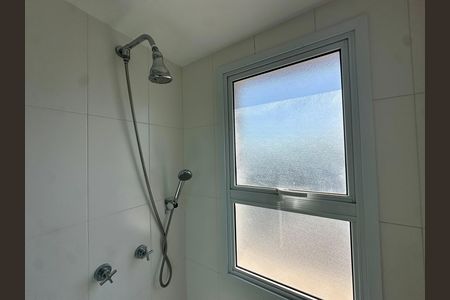 Apartamento à venda com 97m², 2 quartos e 1 vaga Apartamento à venda com 97m², 2 quartos e 1 vagaBanheiro 1