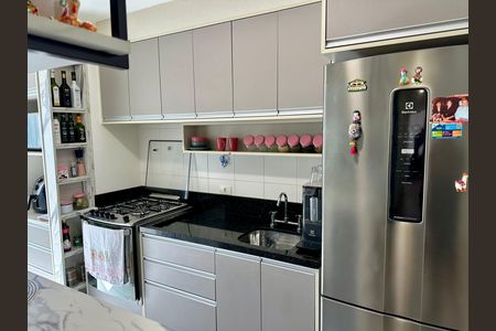 Cozinha de apartamento à venda com 2 quartos, 97m² em Santo Amaro, São Paulo