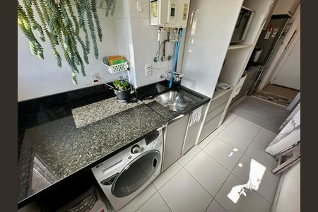 Apartamento à venda com 97m², 2 quartos e 1 vaga Apartamento à venda com 97m², 2 quartos e 1 vagaLavanderia