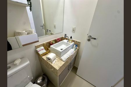 Apartamento à venda com 97m², 2 quartos e 1 vaga Apartamento à venda com 97m², 2 quartos e 1 vagaBanheiro 3