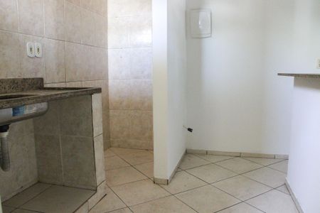 Sala/Cozinha de apartamento para alugar com 1 quarto, 60m² em Jardim Esperança, Cabo Frio
