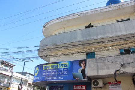 Fachada de apartamento para alugar com 1 quarto, 60m² em Jardim Esperança, Cabo Frio
