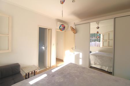 Suíte 1 de casa à venda com 3 quartos, 194m² em Interlagos, São Paulo