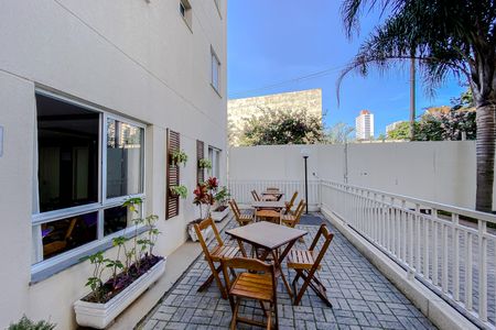 Apartamento para alugar com 64m², 2 quartos e 1 vagaÁrea comum