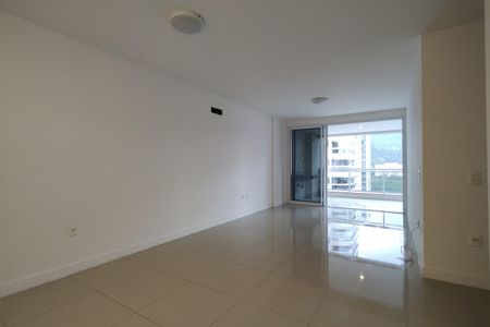 Apartamento para alugar com 115m², 3 quartos e 2 vagas Apartamento para alugar com 115m², 3 quartos e 2 vagasSala