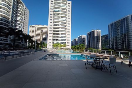 Apartamento para alugar com 115m², 3 quartos e 2 vagas Apartamento para alugar com 115m², 3 quartos e 2 vagasÁrea comum - Piscina